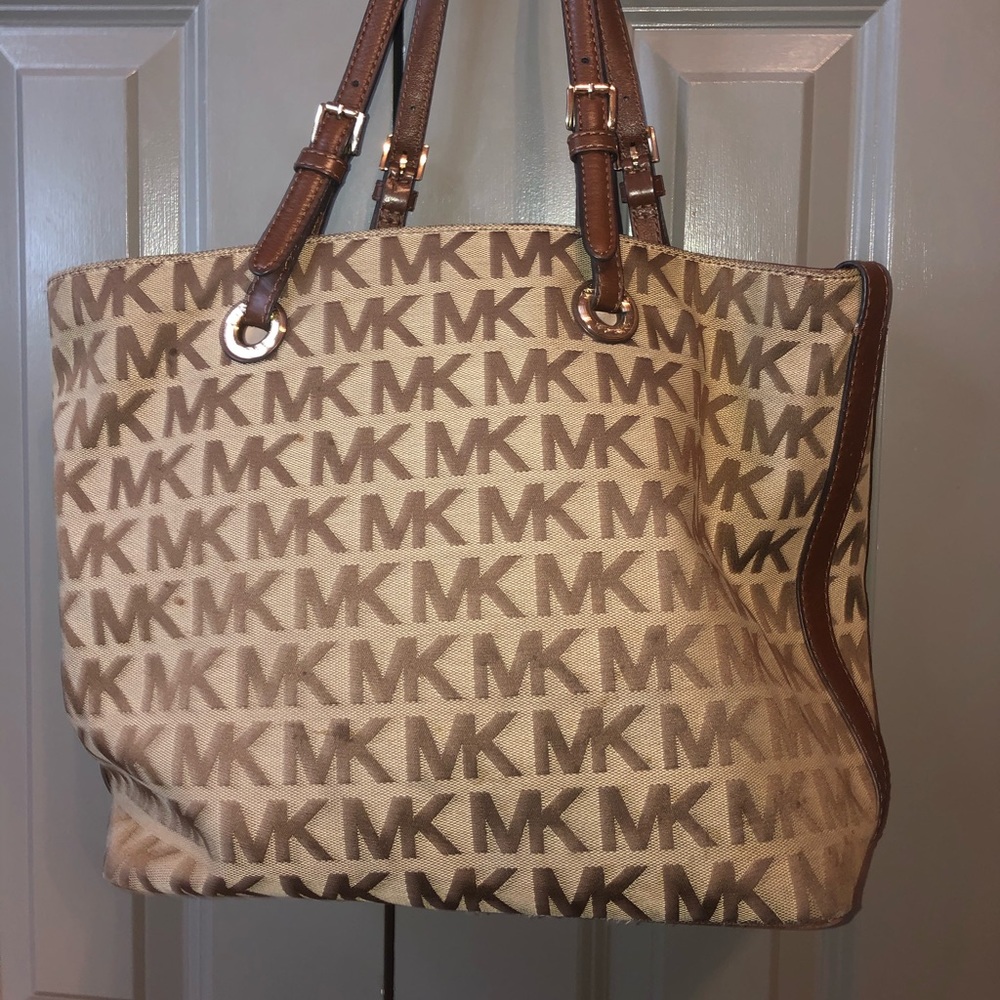 Michael Kors tote